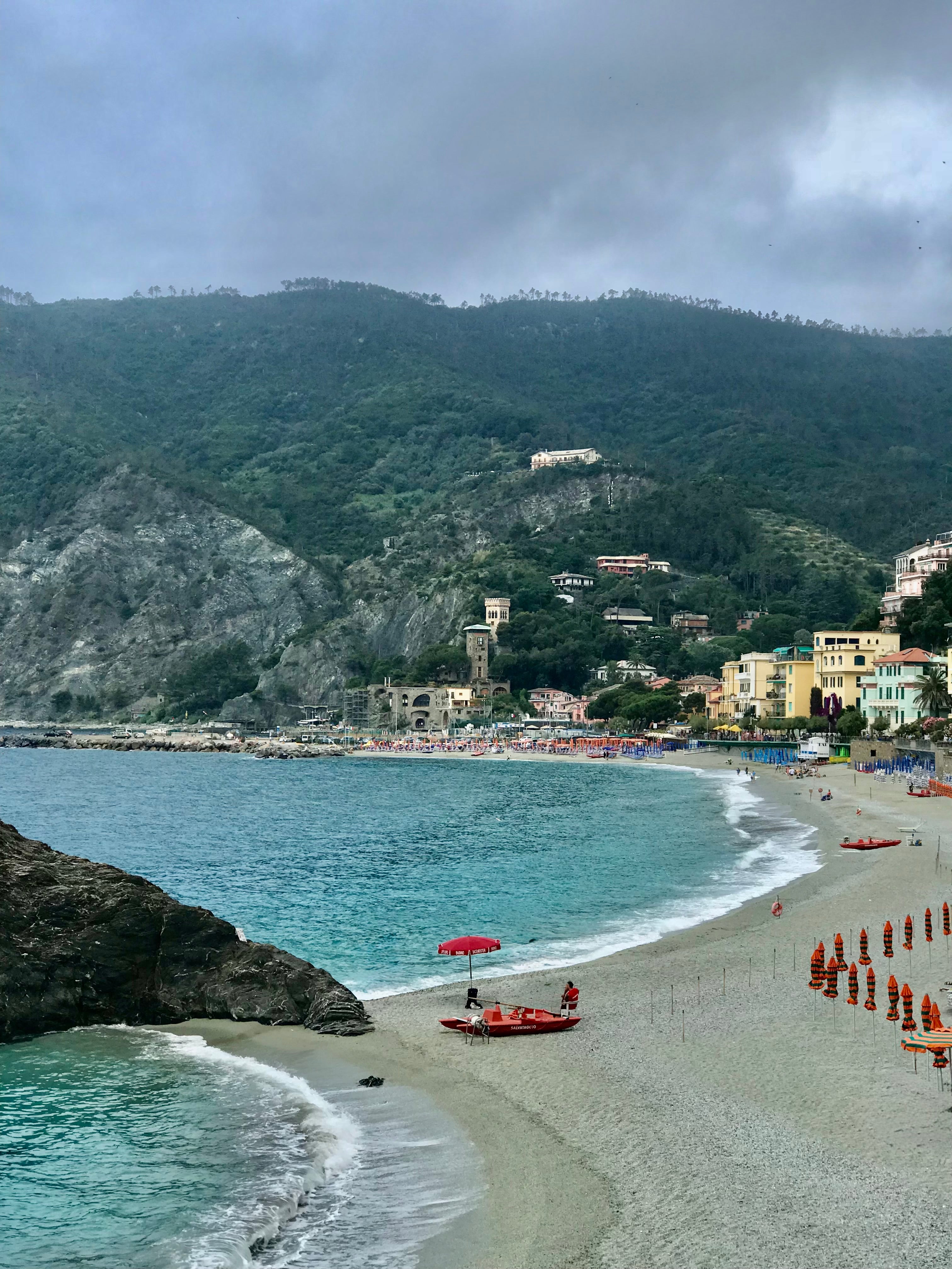 Foto Digital de Monterosso Al Mare, Itália, 300dpi